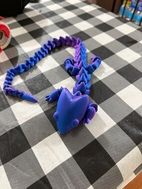 Blue-Purple Gradient Chameleon 3Dprinted
